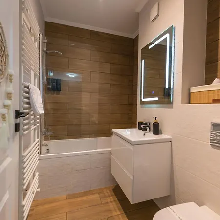 Appartement Emerald Heaven With Private Parking