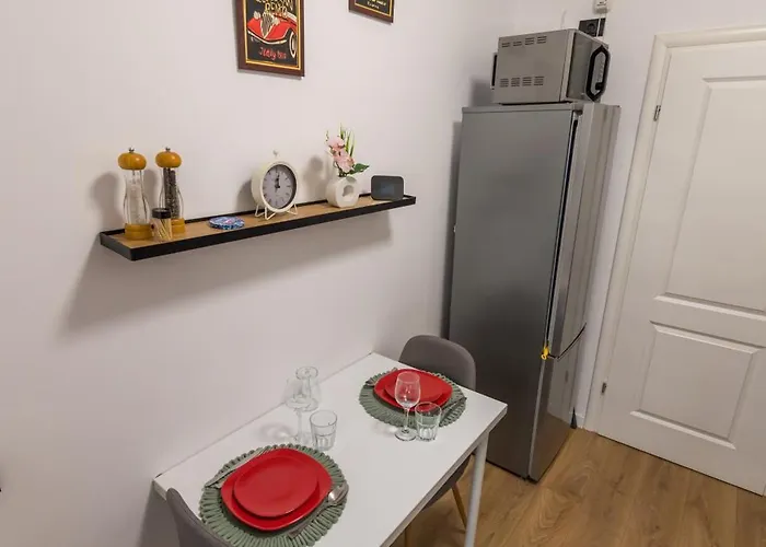 Emerald Heaven With Private Parking Appartement Boekarest